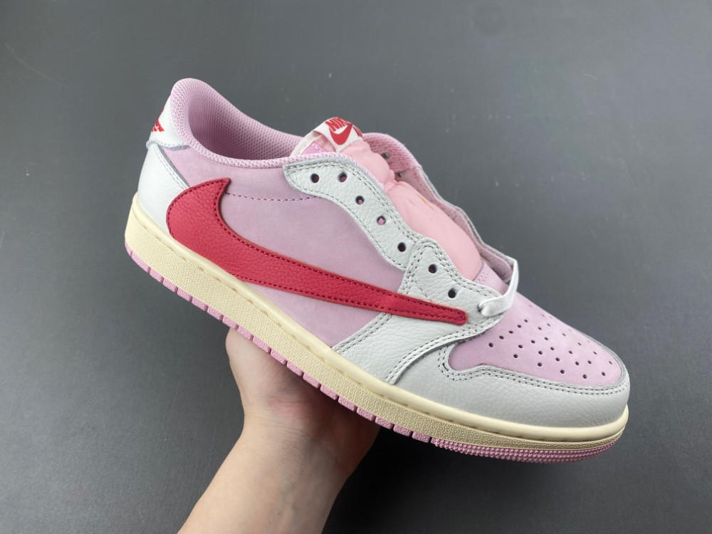 Travis Scott × Air Jordan 1 Low "Shy Pink"IQ7604-101