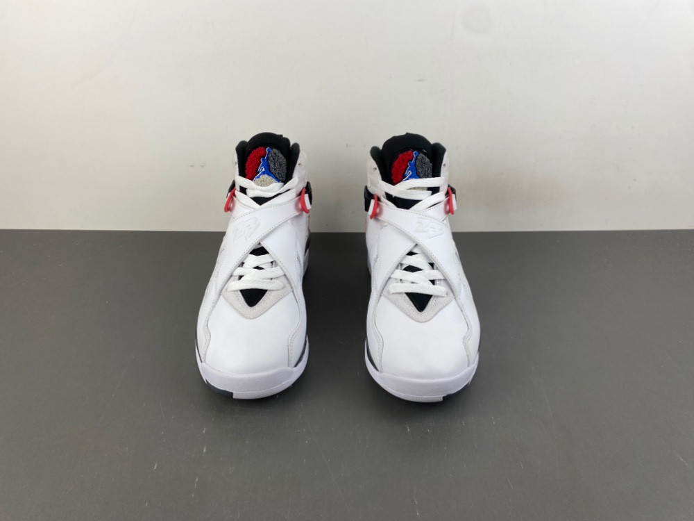 Jordan 8 Retro Bugs Bunny (2025) Men