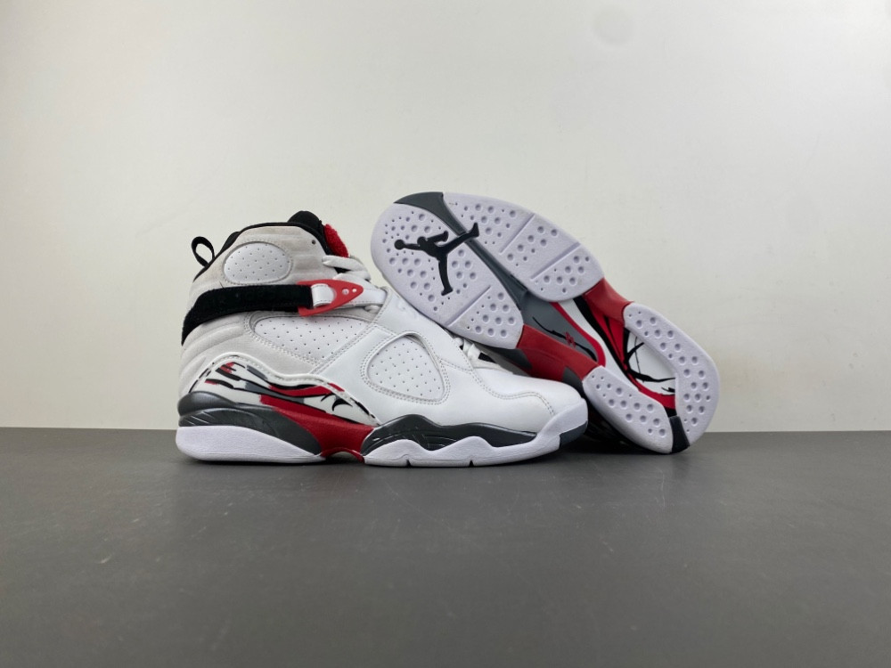 Jordan 8 Retro Bugs Bunny (2025) Men