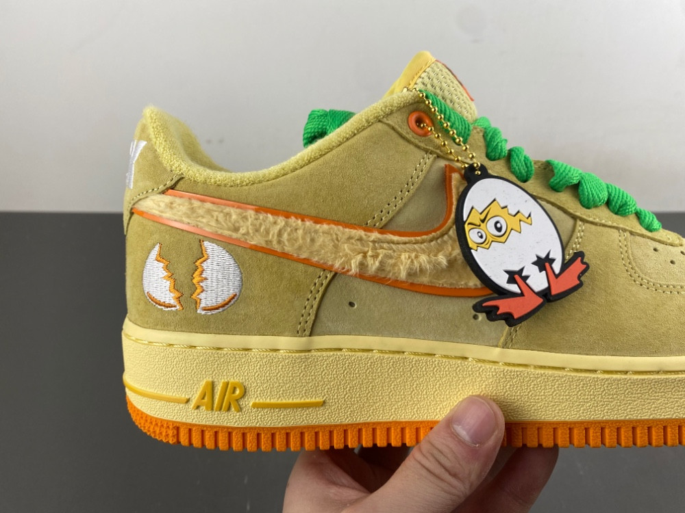 Nike Air Force 1 Low Ducks of a Feather University of Oregon Duck or Egg IU7612-700