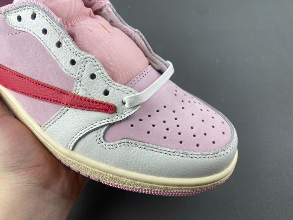 Travis Scott × Air Jordan 1 Low "Shy Pink"IQ7604-101
