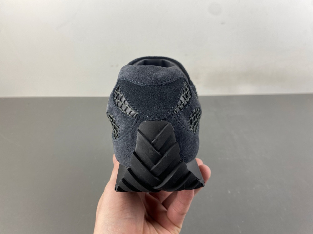 BV Sneaker BLACK GREY