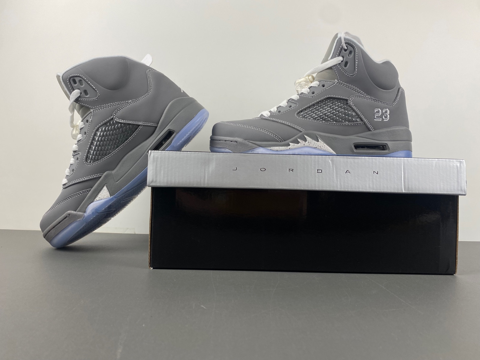 Jordan 5 Retro Wolf Grey Men