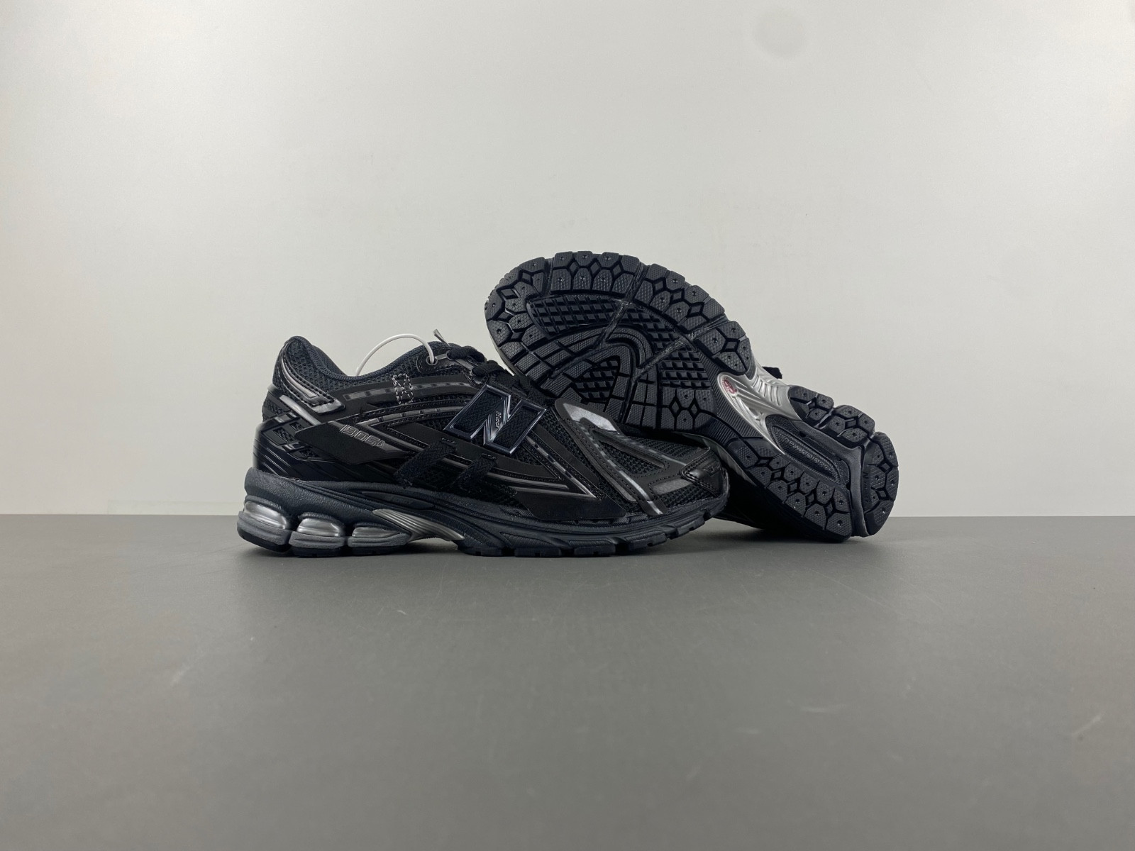 new Ba1an*e 1906 black m1906af