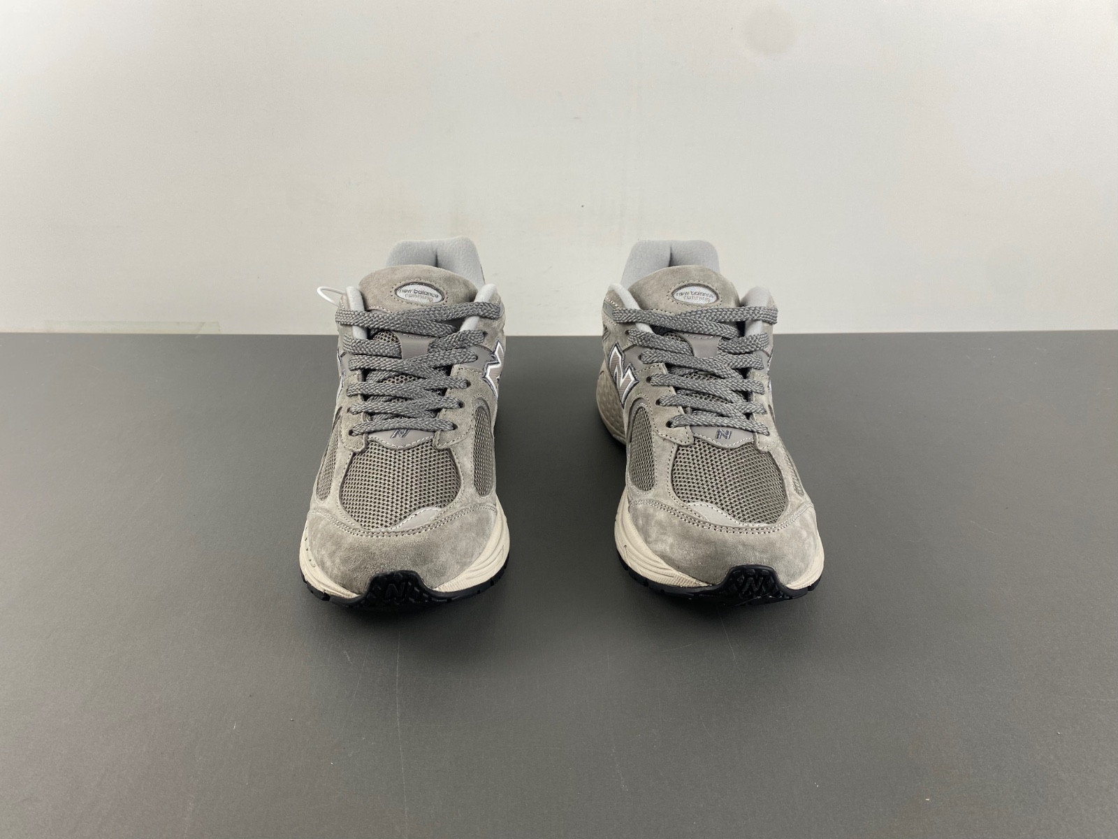 new Ba1an*e 2002r marblehead light aluminum men