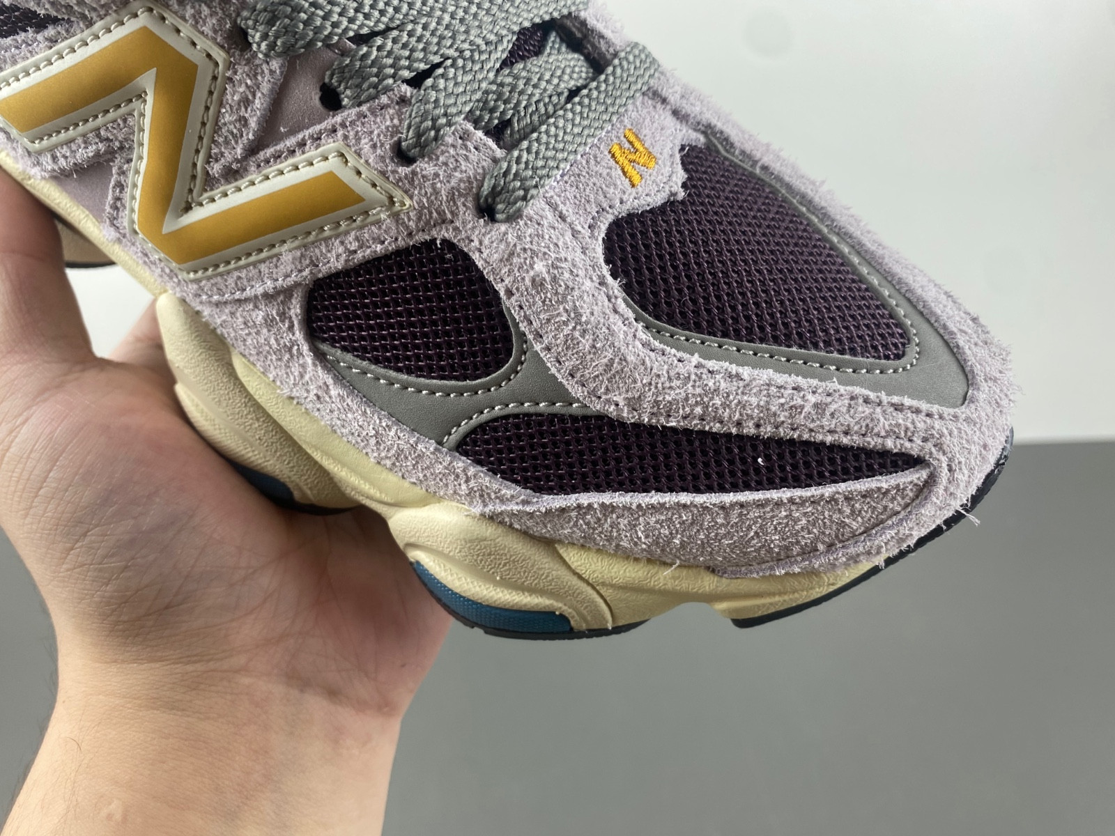 new Ba1an*e 9060 taro plum brown men