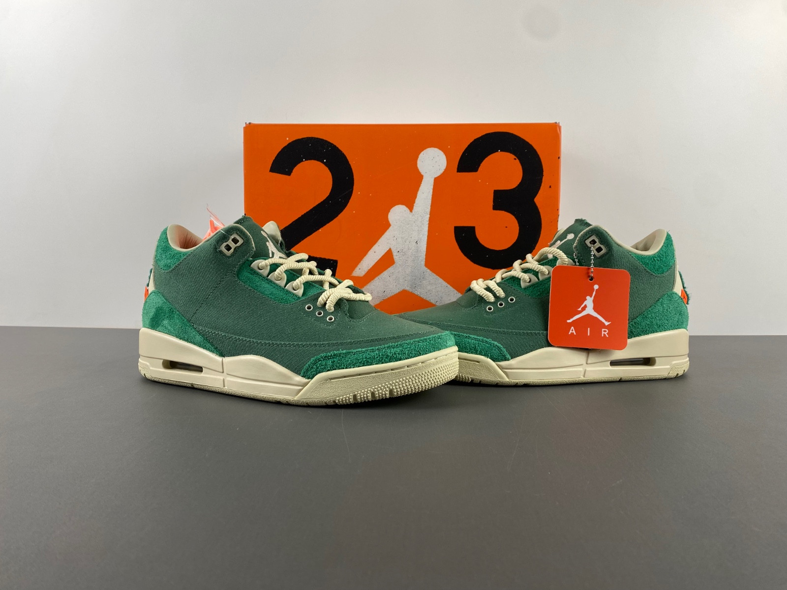 Air Jordan 3 OG SP Nina Chael Abney FZ7974-300