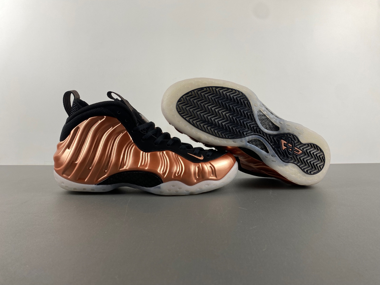 Nike Air Foamposite One Metallic Copper 2024 FZ9902-001