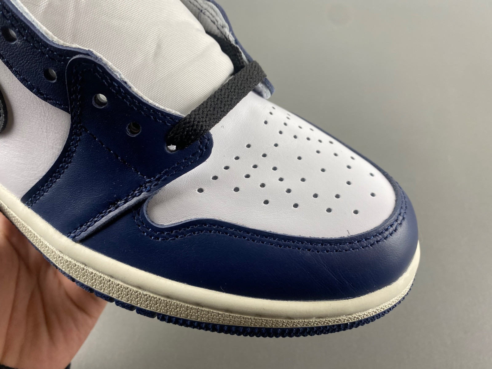 Jordan 1 Retro High OG Midnight Navy Men