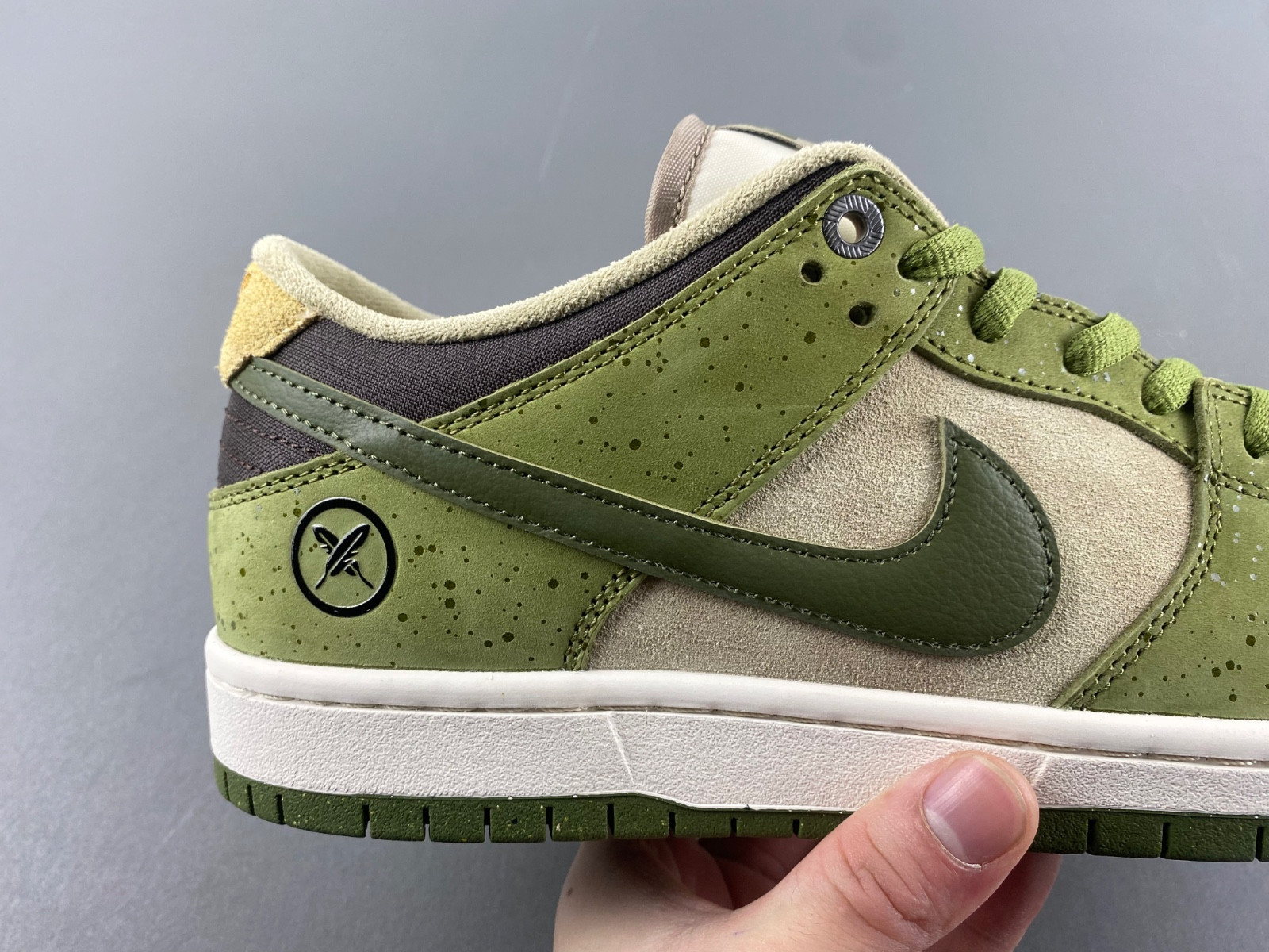 Yuto Horigome Nike SB Dunk "Asparagus" HF8022-300