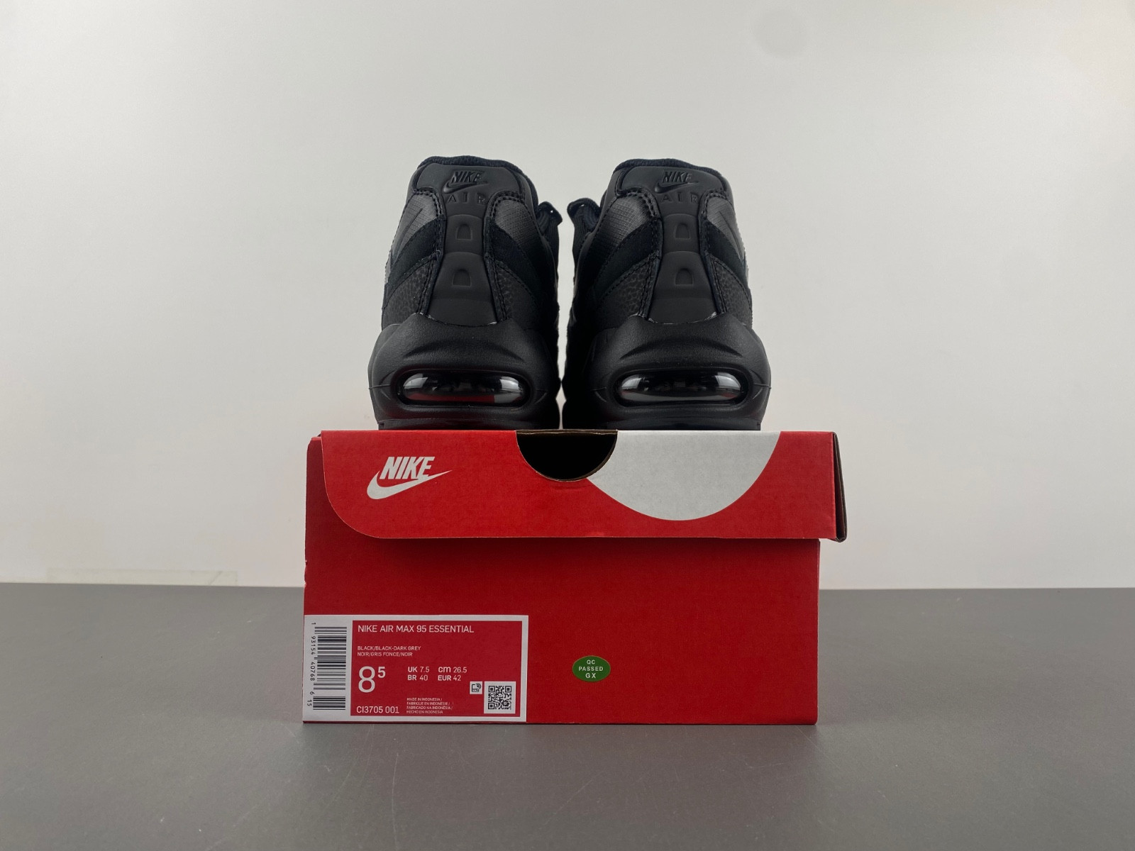 Nike Air Max 95 Essential Triple Black CI3705-001