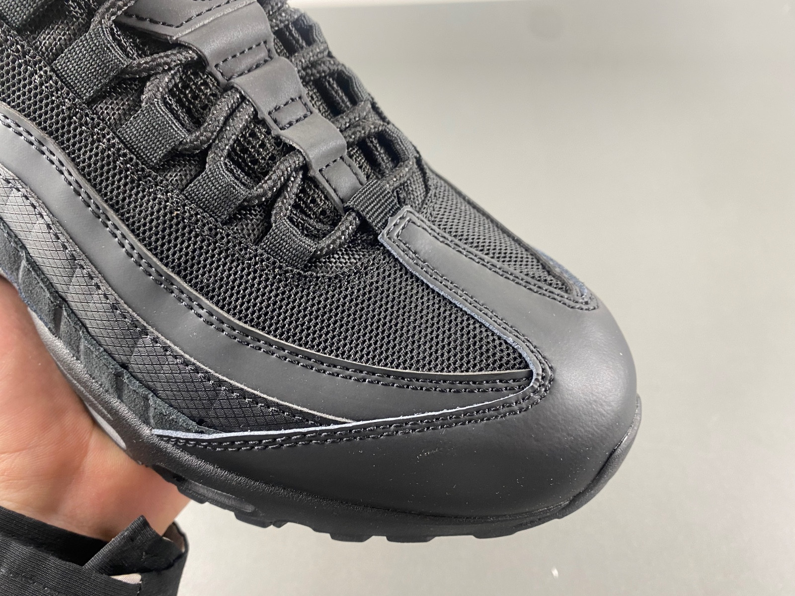 Nike Air Max 95 Essential Triple Black CI3705-001