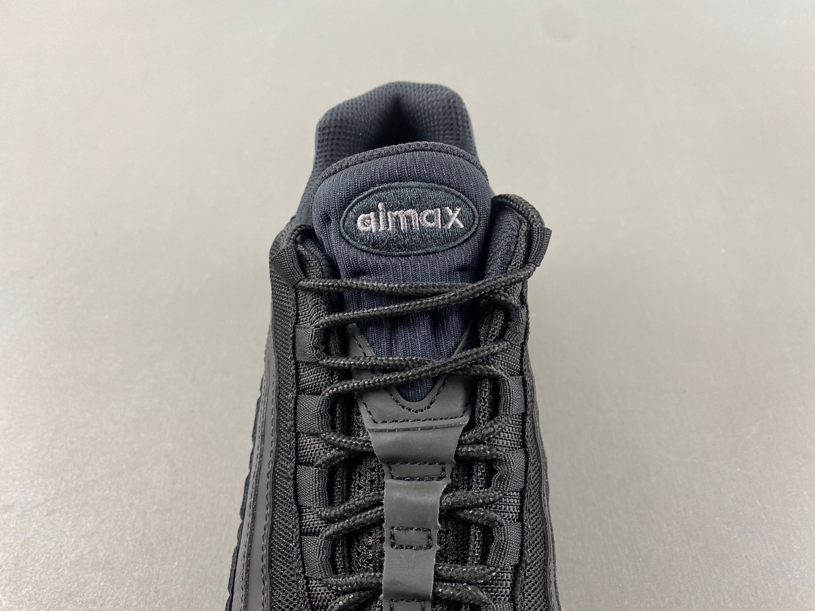 Nike Air Max 95 Essential Triple Black CI3705-001