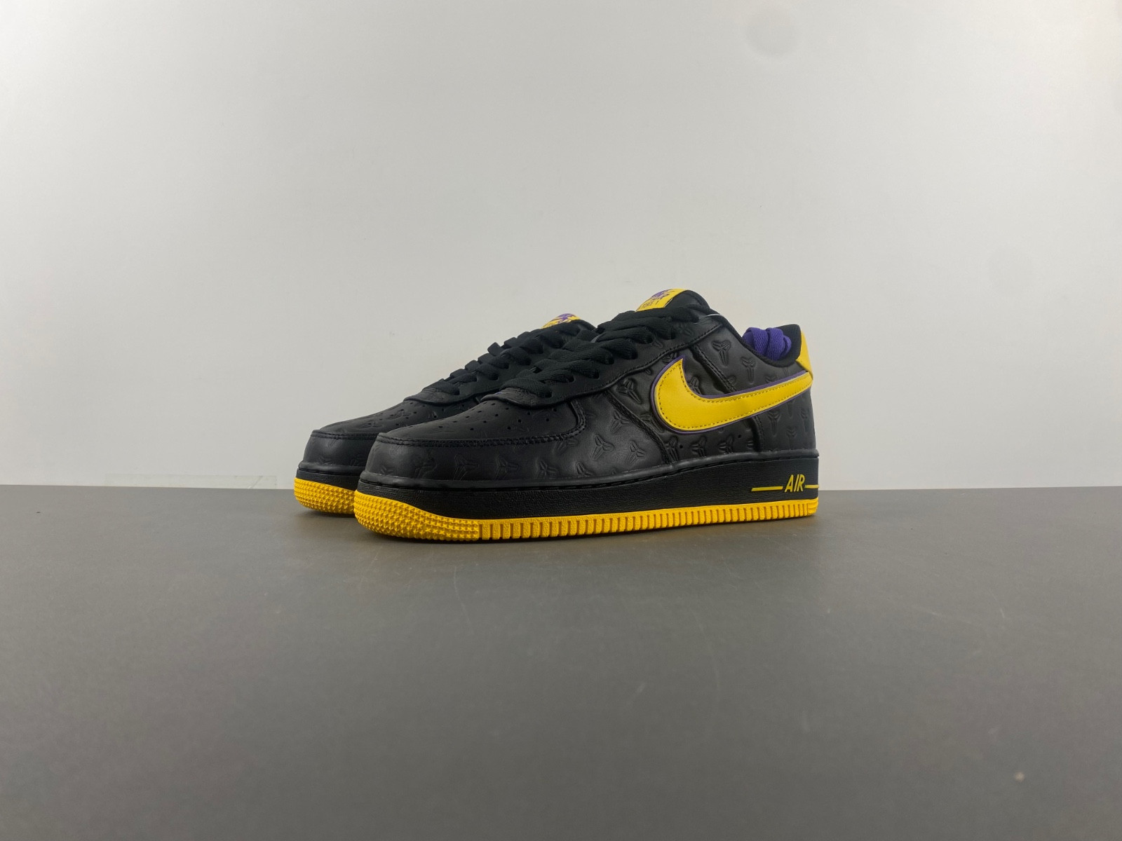 Kobe Bryant x Nike Air Force 1 Low Black HV5122-001