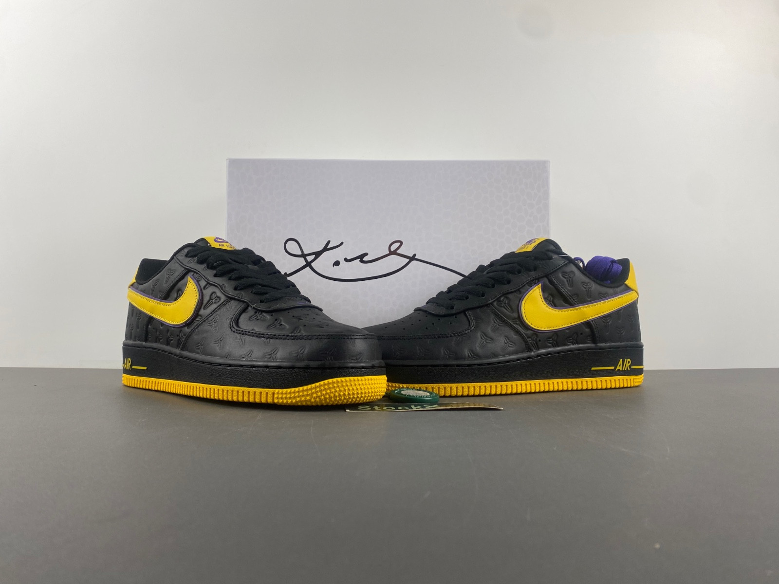 Kobe Bryant x Nike Air Force 1 Low Black HV5122-001