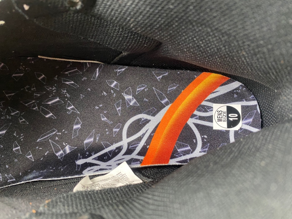 Air Jordan 1 "Shattered Backboard" DZ5485-008