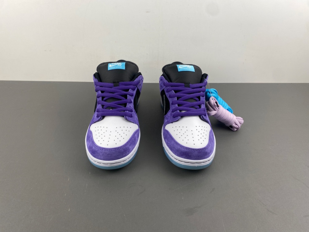 Nike SB Dunk Low Hayley Wilson Men