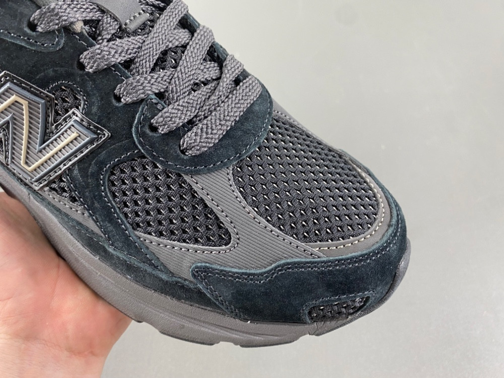 new Ba1an*e 2010 black men