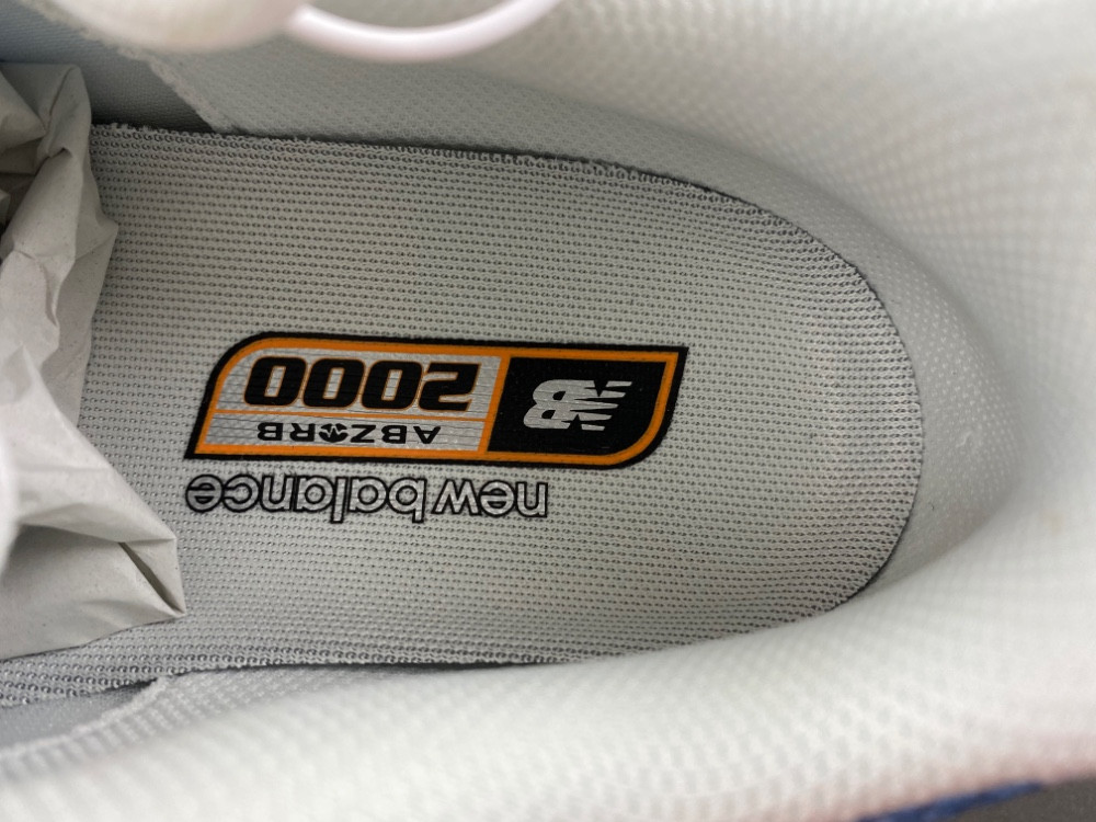 new Ba1an*e abzorb 2000 baby blue men