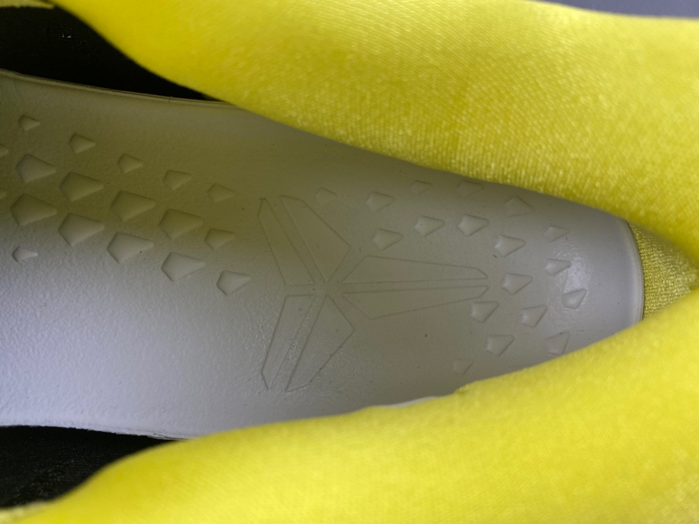 NIKE KOBE 8 OREGON BLACK PE FV6325-100