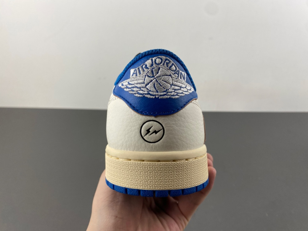Travis Scott x Fragment x Air Jordan 1 Low OG DM7866-104
