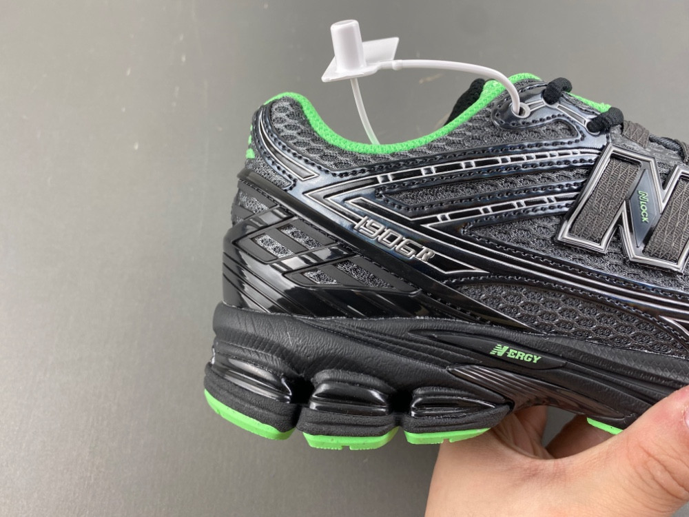 new Ba1an*e u1906 silver metallic green | u1906rct