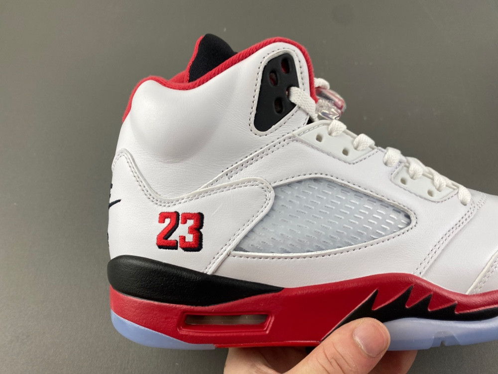 Jordan 5 Retro Fire Red Black Tongue (2025) - HQ7978-101