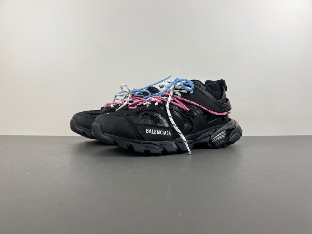 Ba1en*iaga track trail laces sneakers