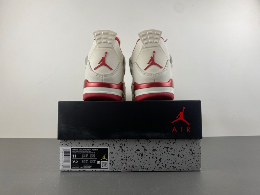 Air Jordan 4 Valentine