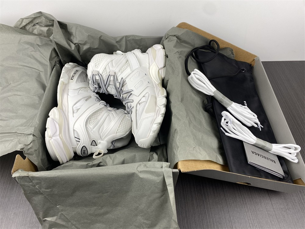 Ba1en*iaga sneaker tess 3.0 white