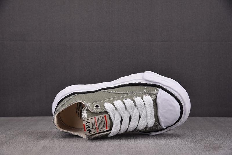MMY Sneaker 0076