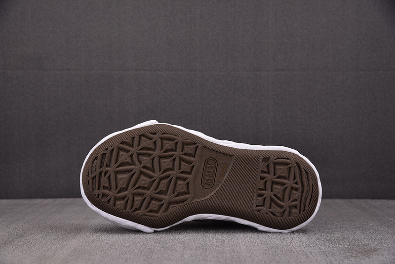 MMY Sneaker 0076