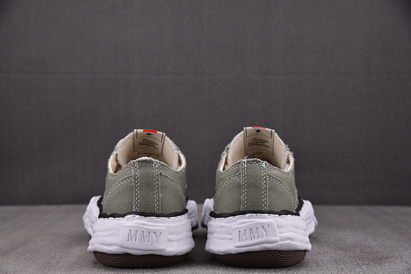 MMY Sneaker 0076