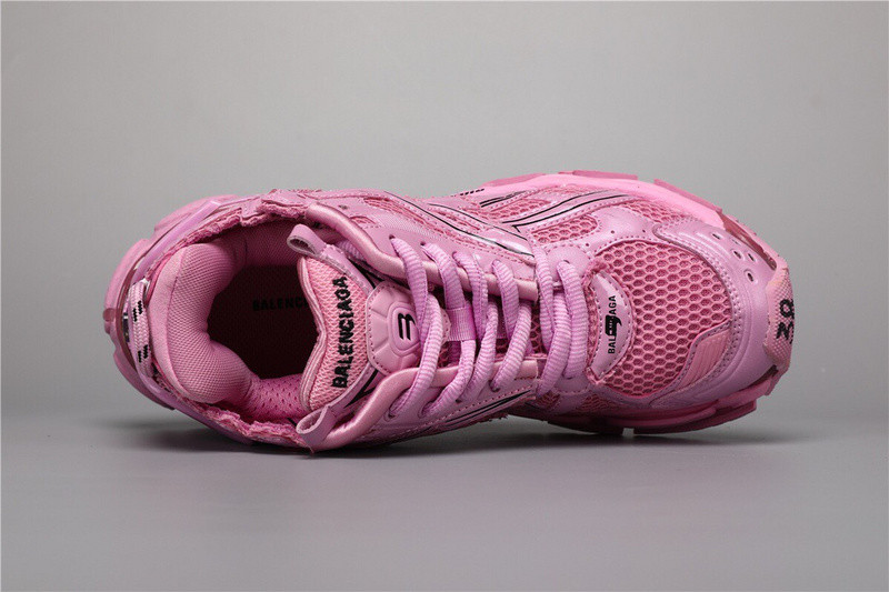 Ba1en*iaga runner sneaker in pink
