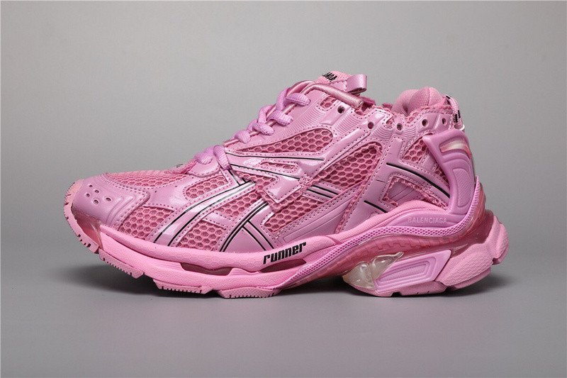 Ba1en*iaga runner sneaker in pink