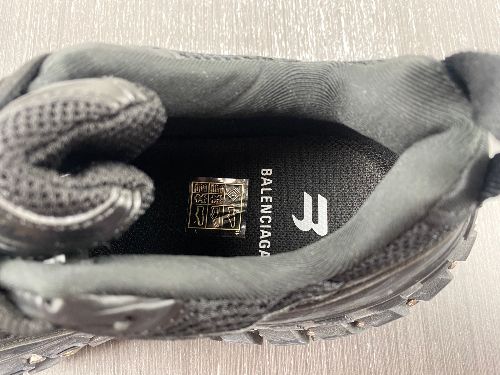 Ba1en*iaga defender sneaker