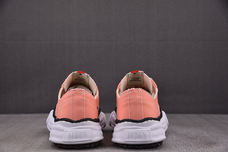MMY Sneaker 0075