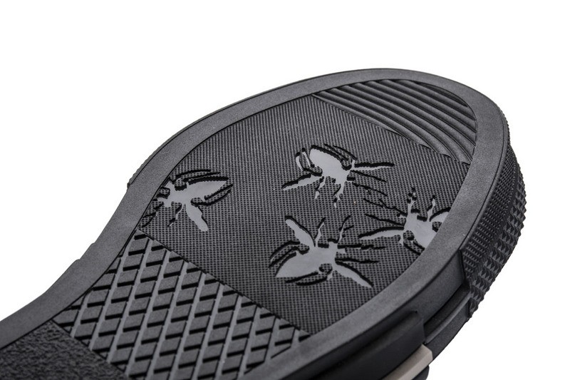 D10r b23 oblique low top sneaker t00853h063