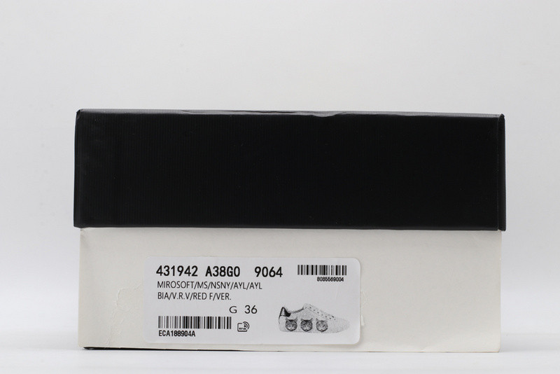 Gvc*1 ace embroidered low-top sneaker white with cat