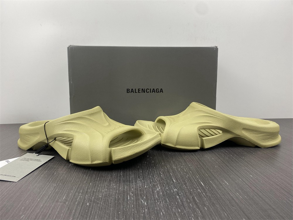 Ba1en*iaga mold slide sandal