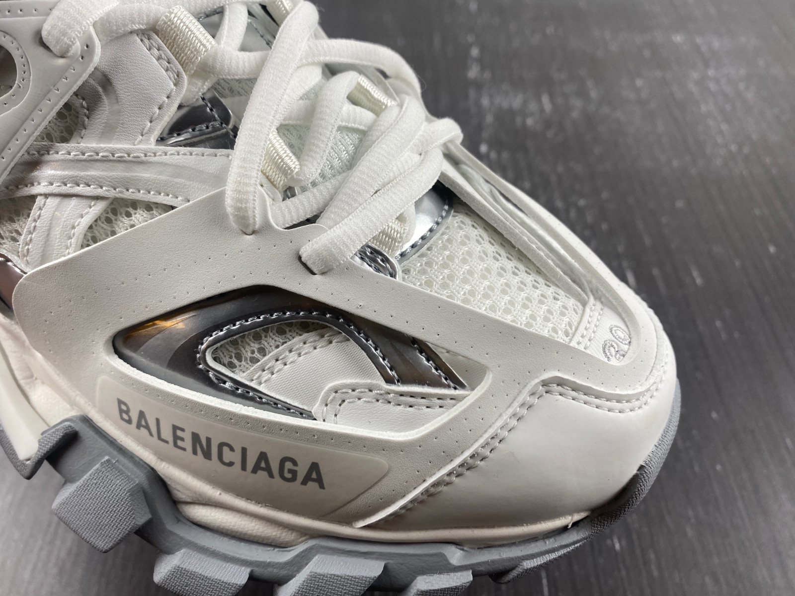 Ba1en*iaga track sneaker