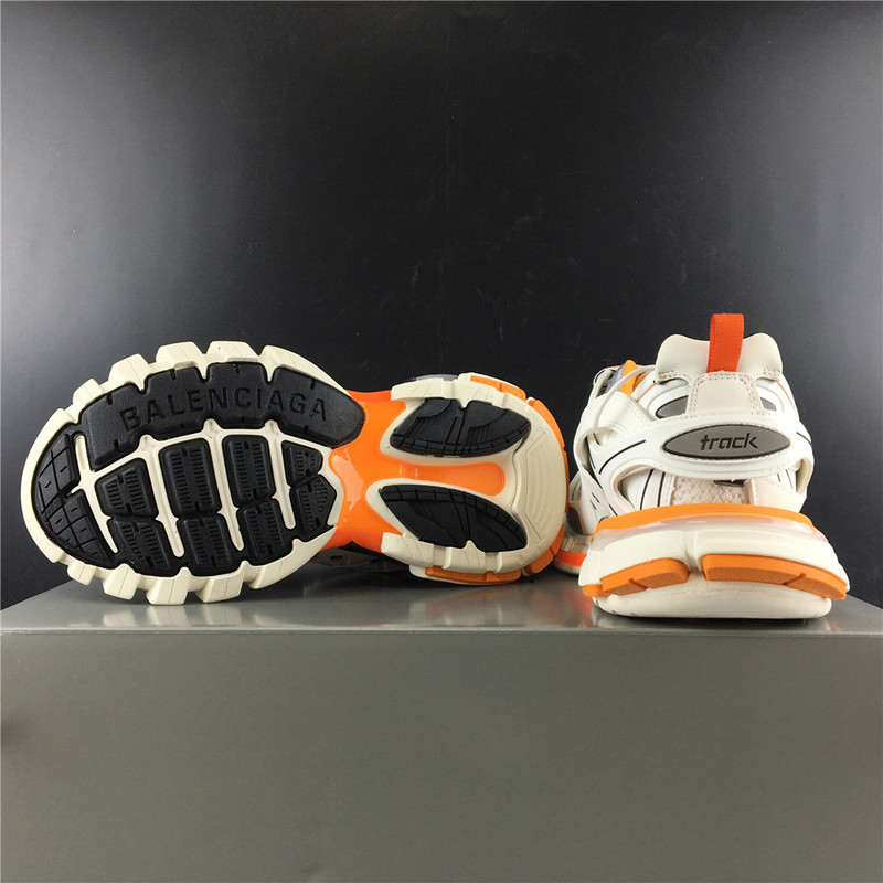 Ba1en*iaga 3.0 track trainer orange white with led