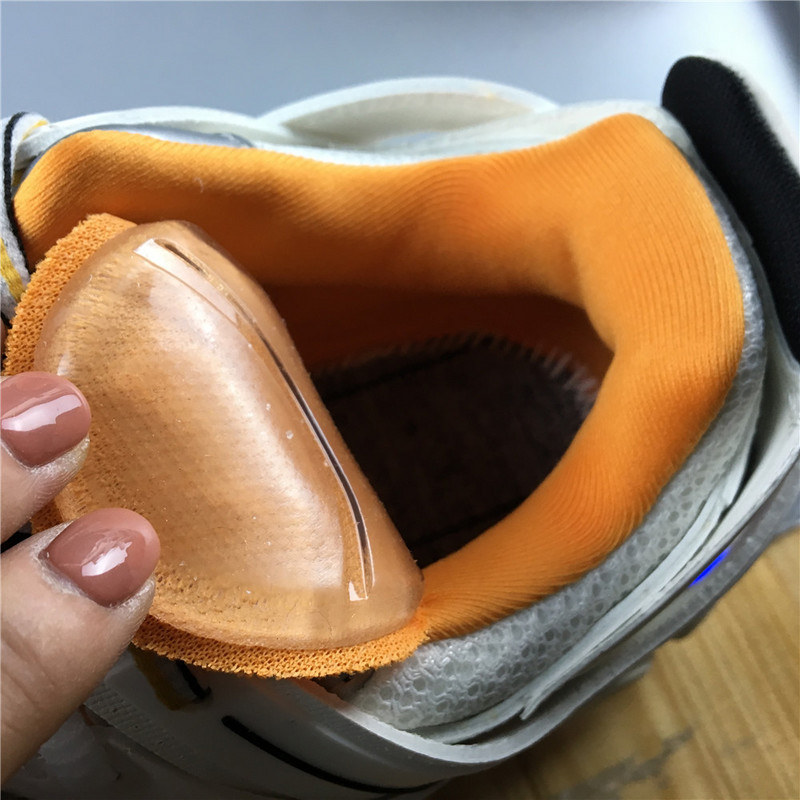 Ba1en*iaga 3.0 track trainer orange white with led