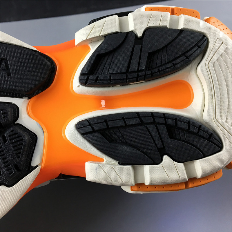 Ba1en*iaga 3.0 track trainer orange white with led