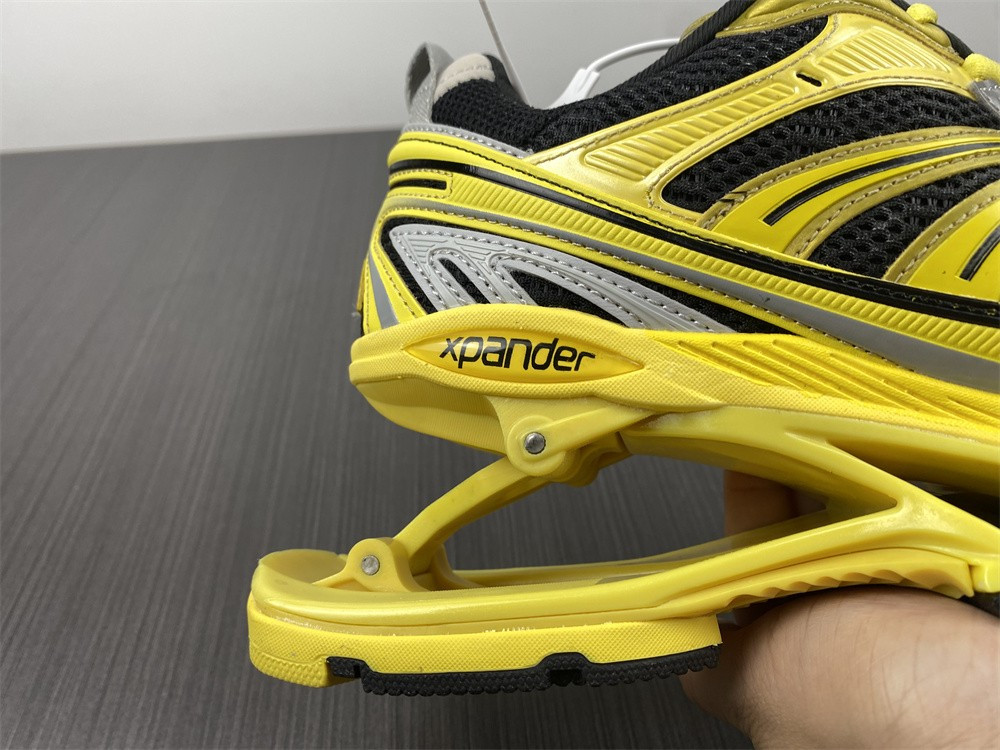 Ba*len*cia*ga x-pander 6.0 yellow and black