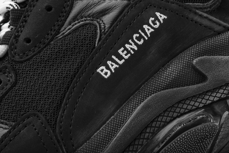 Ba*len*cia*ga triple s triple black 541624- w09o1-1000
