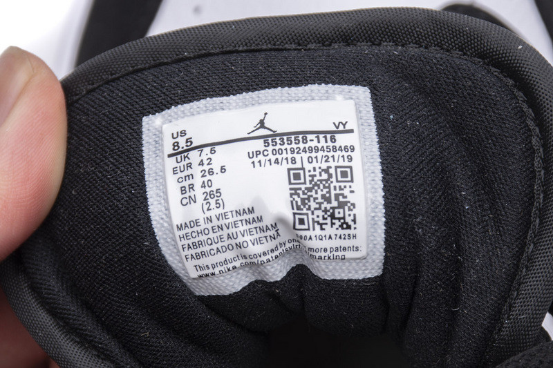 jordan 1 low black toe 553558-116