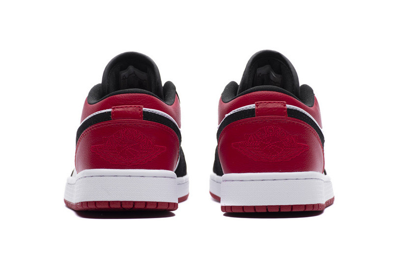 jordan 1 low black toe 553558-116