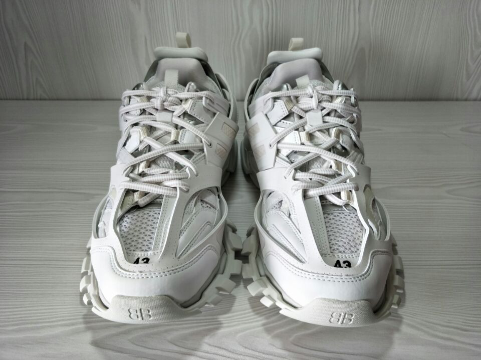 Ba*len*cia*ga track trainer all white