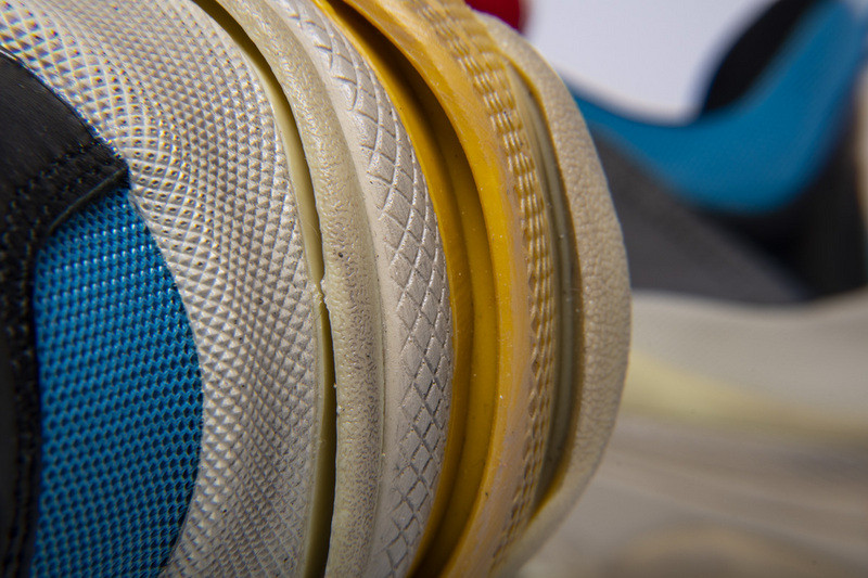 Ba*len*cia*ga triple s trainer blue red 2018